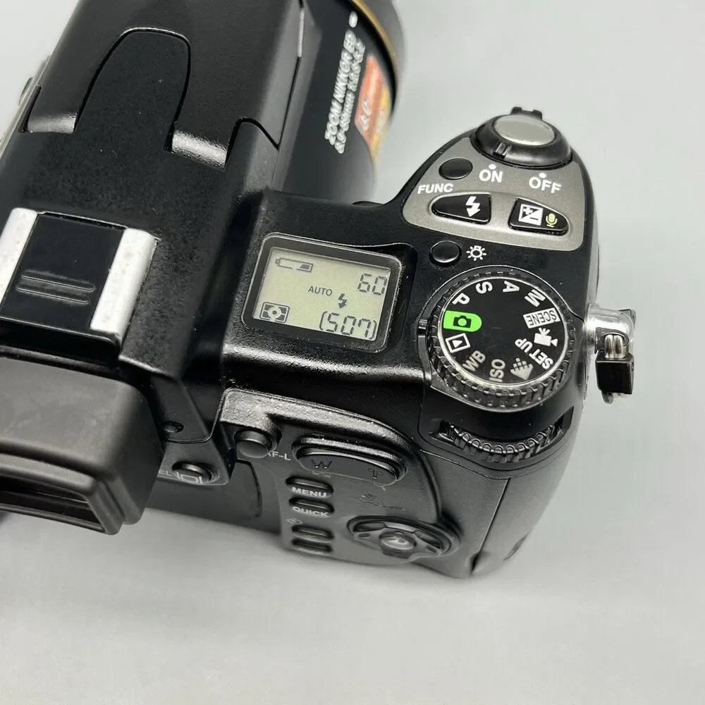 Nikon Coolpix 8800 VR 8MP Digital Camera BODY ONLY - WORKS - NO BATTERY/CHARGER